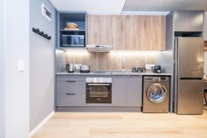 Riverlands - Lux 1 bedroom Apartment with Parking