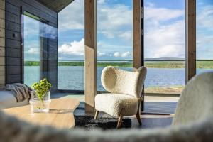 The Lakeview by Hilla Villas