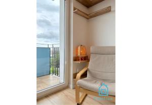 Postcard Apartment Scenic Escape 10 Minutes to Gdańsk Old Town and Seaside