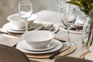 Spacious Gem Easy & Fast access to Central London