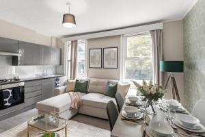 Spacious Gem Easy & Fast access to Central London