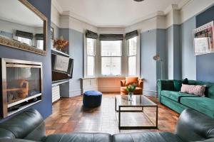 Elegant Victorian Home with Pool Table & Parking