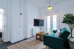 2 Bed apartment, sleeps up to 5