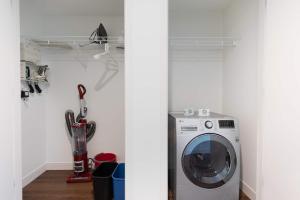 Luxury Apt Near Charles River