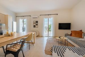 Porto Blu - Sea View Apartment