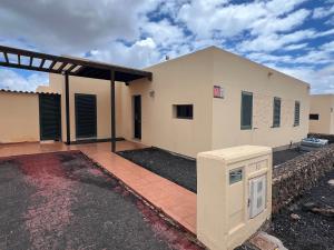 Anahi Homes Corralejo- Dracaena 16