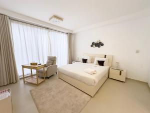 Comfortable Studio with Natural Light and Amenities - Ubytování bez kategorie ve městě Rás al-Chajma