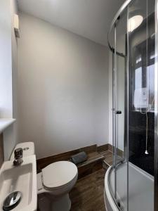 4 Bed 4 En-suite House on Edge of City