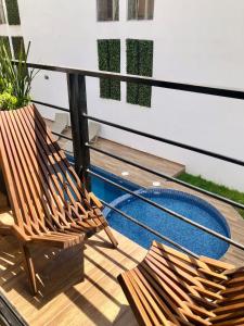 Beautiful condo with 4 pools and roofgarden