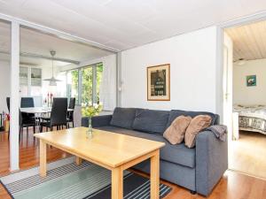 6 person holiday home in Ebeltoft