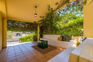 Retiro dos Calicos by Dreamplaces