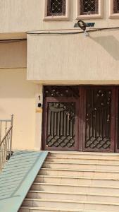 مسكن خاص داخل عماره بمسبح