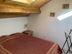 Studio mezzanine 4 personnes exposé sud sans animaux - FR-1-263-509
