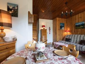 Appartement 2 pièces sud avec balcon et parking - FR-1-263-219