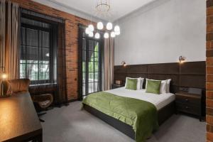 BRYK Hotel - Maestro