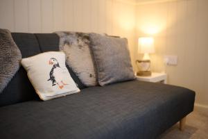 Luxury 3BD Central Apt with Tower & Seaviews