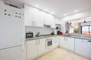 Rock Bay II 2456 SEA VIEW