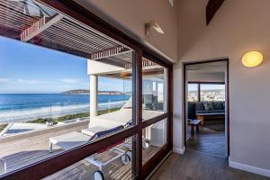 Tydsaam on Robberg 5 Beach