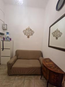 House in the city center-Casa nel centro della città