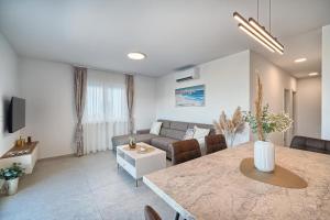 Mateas Seaview Patio