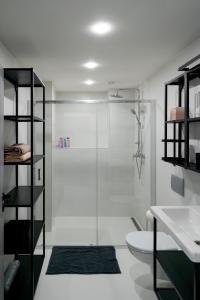 New spacious apartment for 6 people, direct entrance