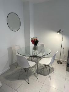 Monoambiente en Palermo cerca Rural, edificio moderno para 2 o 3 huespedes