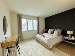 La Marine - Maison Cesson Sévigné Spa & jeux