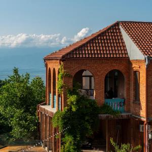 Dimitris Cabin In surami