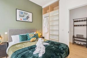 Luxury Apartment with Parking, Cinema & Game Room and Gym