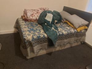 One separate bedroom For Gents Only No Drinks alcohol at all