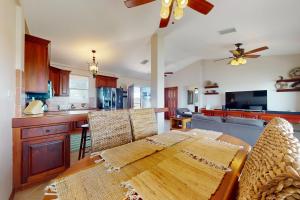 Suite B301 at Mara Laguna