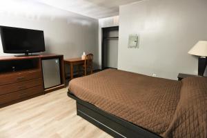 Budget Inn and Suites Mount Ephraim