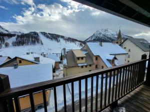 Duplex deux chambres centre Montgenèvre avec wifi