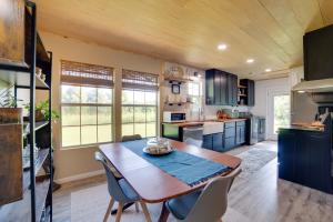 Secluded Getaway on about 10 Acres in The Piney Woods!