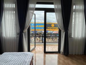 Nhà Nghỉ Hoàng Giang