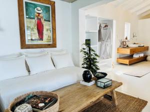 Long Story Guest House