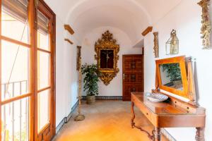 Villa Elvira, exclusive Pool and Gardens in the heart of Sevilla