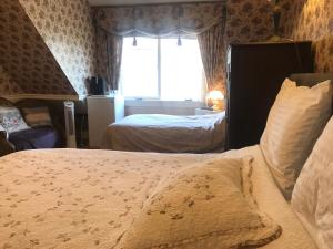 Haterleigh Heritage Inn