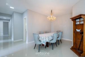 Apto c Churrasqueira a 550m da Praia RAA0301