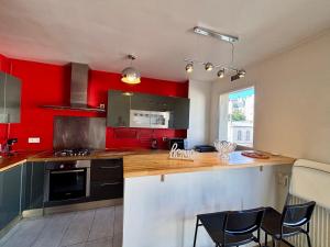 Appartement Motte Picquet Violet