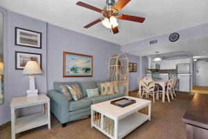Beach Colony 2 Bedroom Ocean View w In-Unit Washer and Dryer