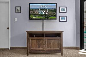 Beach Colony 2 Bedroom Ocean View w In-Unit Washer and Dryer