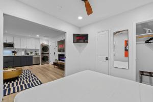 Prime Location - Stylish 1BR Retreat in Bishop Arts