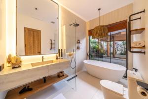 Parma by DH - Sun, Style and Comfort - New Villa with Pool in Prime Area