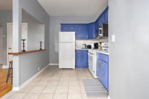 Modern 1BR Near NYC Pet-Friendly with Laundry Unit