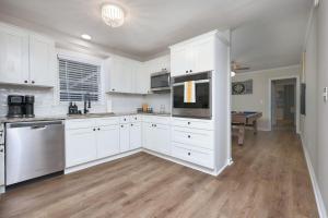 Savvy Oasis with Pool, 15 mins to Fort Benning