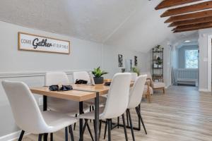 Downtown Luxury Apartment, 15 mins to Fort Benning