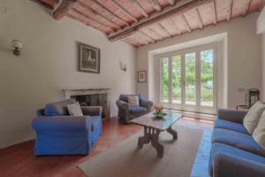 Casa Grande, historic Villa by the sea, in the sea