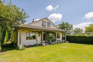 The Patch at Snettisham Beach
