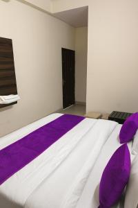 Helo Stay Model Town Jagatpura